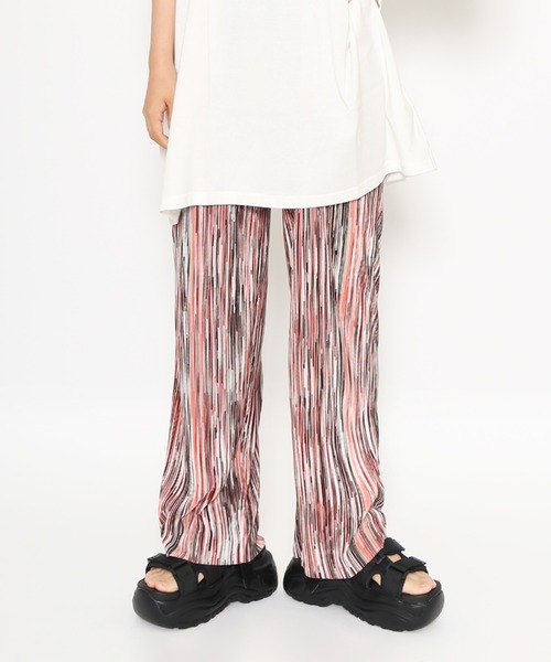 PUNYUS（プニュズ）の「セルフカット幾何学柄プリーツパンツ（その他パンツ・レディース・イエロー/オレンジ/ブルー・1/2/4/3）」の11枚目の写真