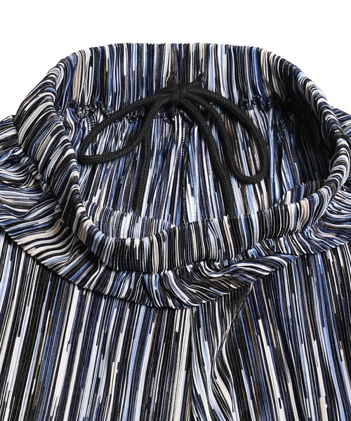 PUNYUS（プニュズ）の「セルフカット幾何学柄プリーツパンツ（その他パンツ・レディース・イエロー/オレンジ/ブルー・1/2/4/3）」の19枚目の写真