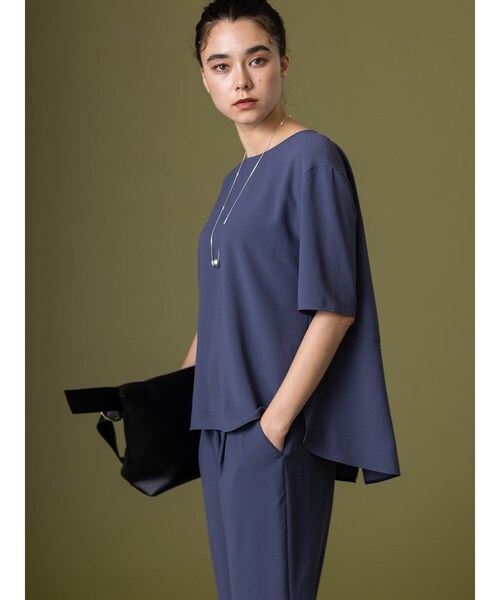 INDIVI(インディヴィ)の「◆【洗える/UVケア/SETUP可能】バックシャンブラウス(シャツ/ブラウス・レディース・ブラック/ベージュ系5/ブルー系その他7・40/38/19/15 /13/05)」の1枚目の写真