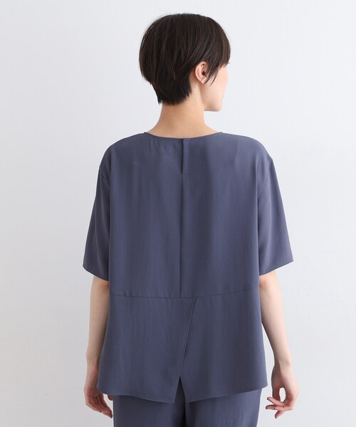 INDIVI(インディヴィ)の「◆【洗える/UVケア/SETUP可能】バックシャンブラウス(シャツ/ブラウス・レディース・ブラック/ベージュ系5/ブルー系その他7・40/38/19/15 /13/05)」の11枚目の写真