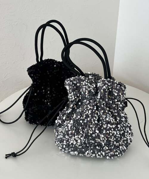 prose verse（プロズヴェール）の「スパンコール巾着ショルダーバッグ（ショルダーバッグ・レディース・シルバー/ブラック・ﾌﾘ-）」の9枚目の写真