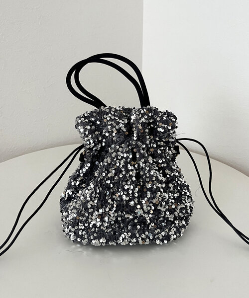 prose verse（プロズヴェール）の「スパンコール巾着ショルダーバッグ（ショルダーバッグ・レディース・シルバー/ブラック・ﾌﾘ-）」の8枚目の写真
