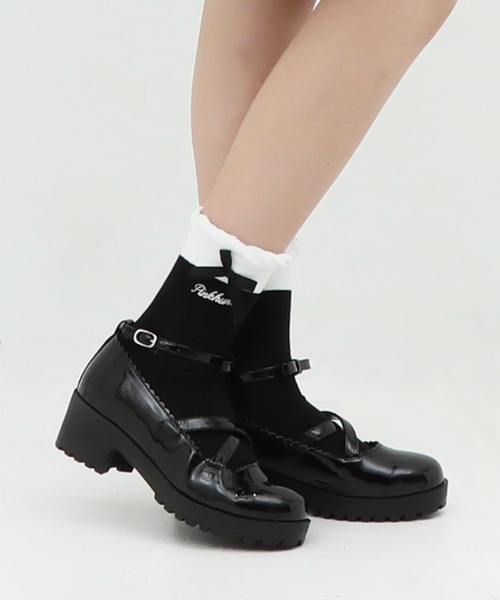 PINKHUNT（ピンクハント）の「PINKHUNT ピンクハント 配色リボン クルーソックス 9856（ソックス/靴下・キッズ・ブラック/スカイブルー系1/ベージュ・21-24cm/17-20）」の2枚目の写真