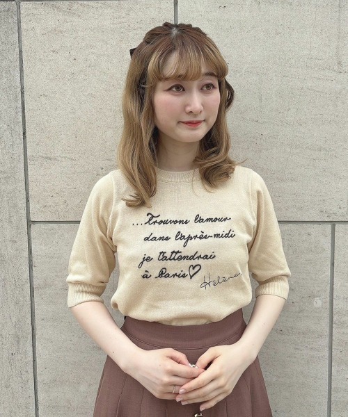 F i.n.t（フィント）の「レター刺繍5分袖ニットプルオーバー/fint（ニット/セーター・レディース・アイボリー/ブラック/レッド・FREE）」の8枚目の写真