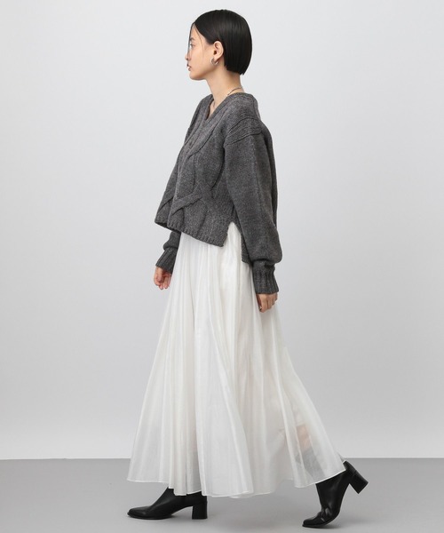 A part by（アパートバイ）の「イタリーケーブルBIGプルオーバーニット（ニット/セーター・レディース・アイボリー/チャコールグレー/グリーン系その他4・FREE）」の7枚目の写真