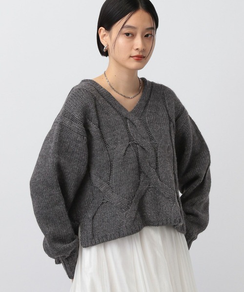 A part by（アパートバイ）の「イタリーケーブルBIGプルオーバーニット（ニット/セーター・レディース・アイボリー/チャコールグレー/グリーン系その他4・FREE）」の9枚目の写真