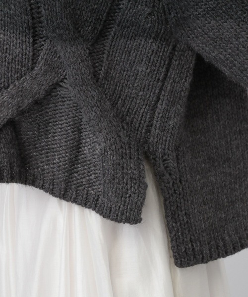A part by（アパートバイ）の「イタリーケーブルBIGプルオーバーニット（ニット/セーター・レディース・アイボリー/チャコールグレー/グリーン系その他4・FREE）」の20枚目の写真
