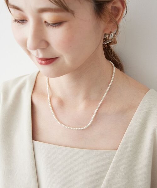 AMERICAN HOLIC（アメリカンホリック）の「ガラスパールネックレス（ネックレス・レディース・ホワイト・FREE）」の2枚目の写真