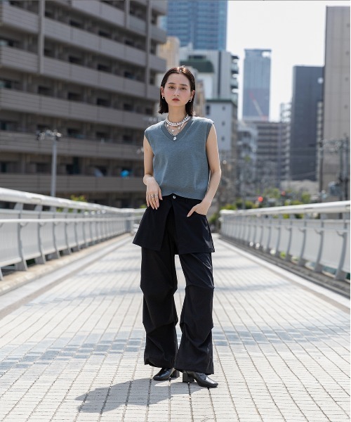 ad thie(アドティエ)の「スカート付き タックフレアパンツ(その他パンツ・レディース・ブラック/オフホワイト/ベージュ・FREE)」の7枚目の写真