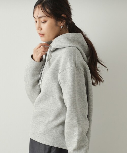 OPAQUE.CLIP（オペークドットクリップ）の「◆ショートフーディ/セットアップ対応【洗濯機洗い可】（パーカー・レディース・ブラック/ライトベージュ/グレー/チャコール・38/40/42）」の6枚目の写真