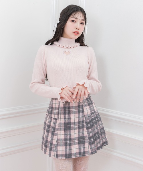 Honey Cinnamon(ハニーシナモン)の「ハート開きラインストーンタートルニット(ニット/セーター・レディース・ピンク/ホワイト/ブラック・FREE)」の3枚目の写真