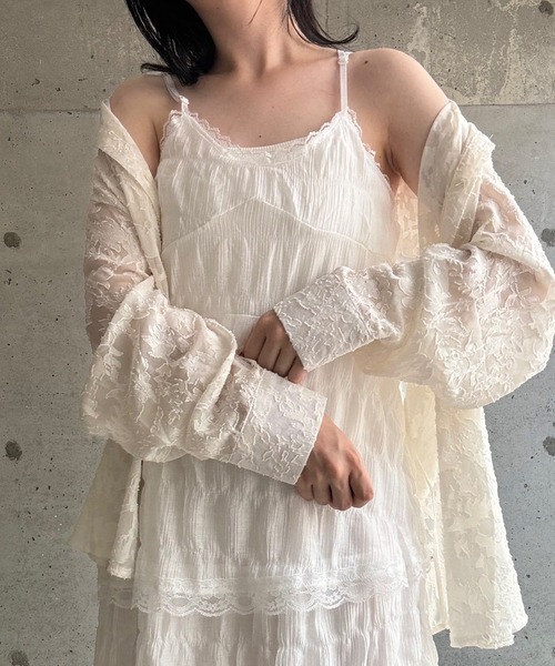 merrylatte（メリーラテ）の「フリルティアードキャミワンピース（ワンピース・レディース・ブラック/ホワイト・MEDIUM/LARGE/SMALL）」の11枚目の写真