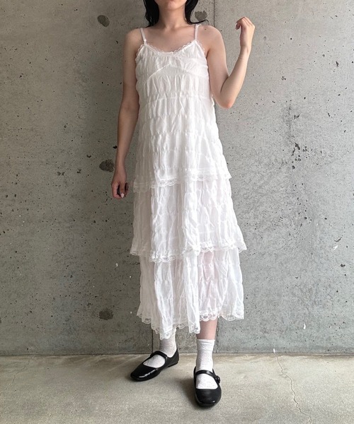 merrylatte（メリーラテ）の「フリルティアードキャミワンピース（ワンピース・レディース・ブラック/ホワイト・MEDIUM/LARGE/SMALL）」の17枚目の写真