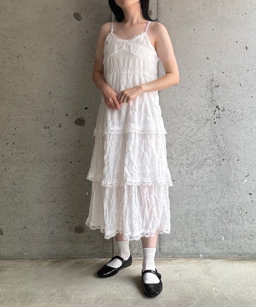 merrylatte（メリーラテ）の「フリルティアードキャミワンピース（ワンピース・レディース・ブラック/ホワイト・MEDIUM/LARGE/SMALL）」の19枚目の写真