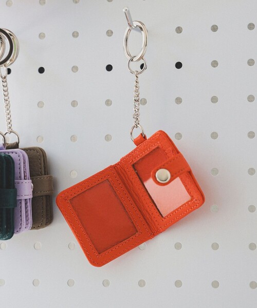 bpr BEAMS（ビーピーアール ビームス ）の「フォト カードケース キーホルダー（キーホルダー・レディース・ラベンダー/イエロー/オレンジ/ベージュ/グリーン/ブラック・ONE SIZE）」の8枚目の写真