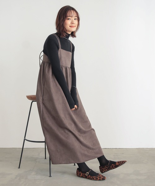 n'OrLABEL(ノアールレーベル)の「フェイクスウェードキャミワンピース(ワンピース・レディース・モカ/ブラック・1/2)」の22枚目の写真