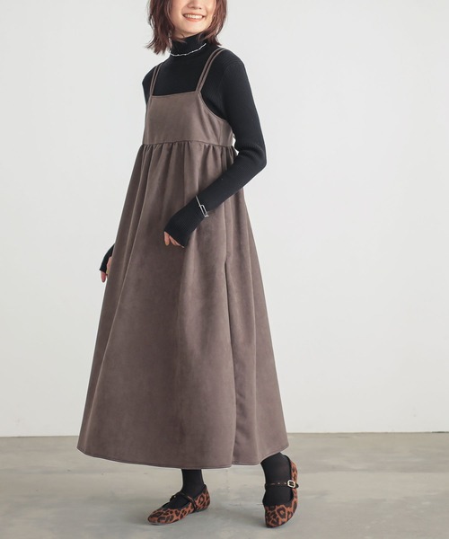 n'OrLABEL(ノアールレーベル)の「フェイクスウェードキャミワンピース(ワンピース・レディース・モカ/ブラック・1/2)」の3枚目の写真