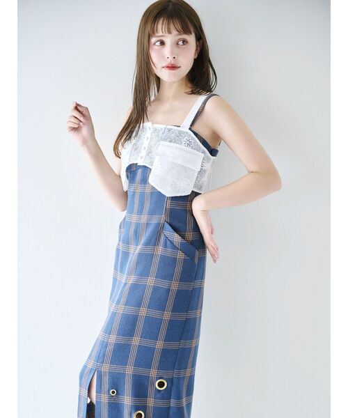 dazzlin（ダズリン）の「ダブルポケットマテリアルビスチェ（ベスト・レディース・オフホワイト/キャメル・SMALL/MEDIUM）」の5枚目の写真