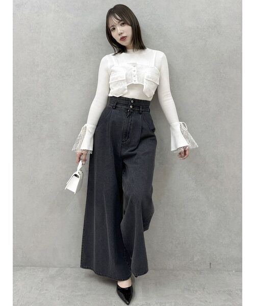 dazzlin（ダズリン）の「ダブルポケットマテリアルビスチェ（ベスト・レディース・オフホワイト/キャメル・SMALL/MEDIUM）」の7枚目の写真