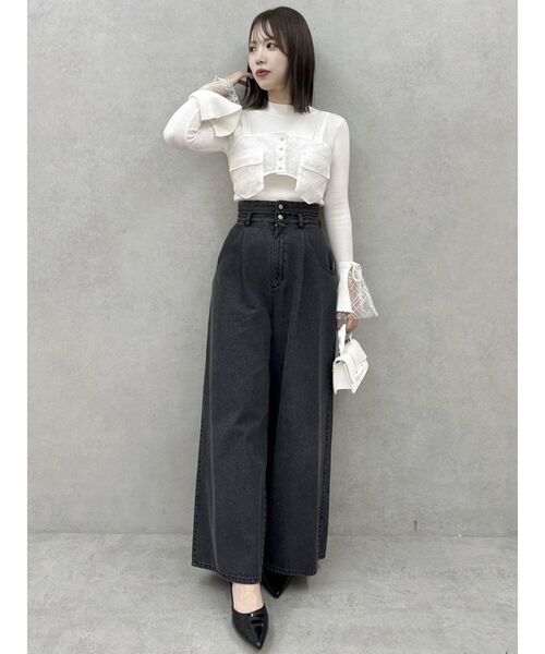 dazzlin（ダズリン）の「ダブルポケットマテリアルビスチェ（ベスト・レディース・オフホワイト/キャメル・SMALL/MEDIUM）」の8枚目の写真