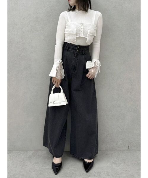 dazzlin（ダズリン）の「ダブルポケットマテリアルビスチェ（ベスト・レディース・オフホワイト/キャメル・SMALL/MEDIUM）」の10枚目の写真