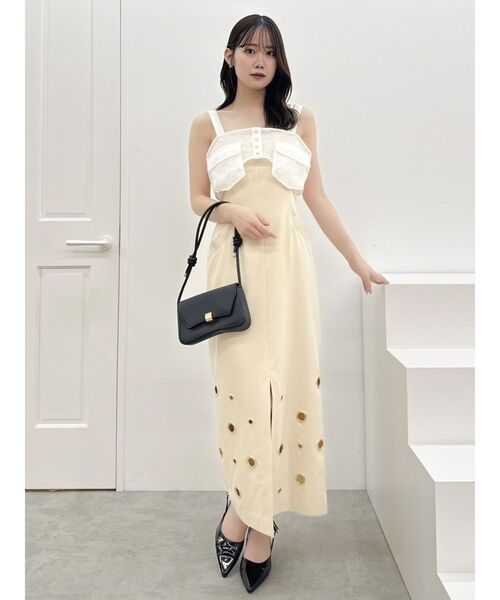 dazzlin（ダズリン）の「ダブルポケットマテリアルビスチェ（ベスト・レディース・オフホワイト/キャメル・SMALL/MEDIUM）」の14枚目の写真