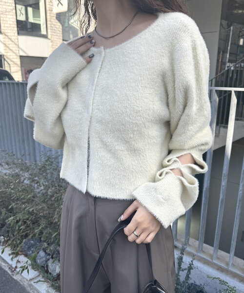 mline（エムライン）の「[mline]スリットシャギーショートカーデ（カーディガン/ボレロ・レディース・アイボリー/チャコールグレー/ベージュ/レッド/ピンク/ライトグレー・FREE）」の8枚目の写真