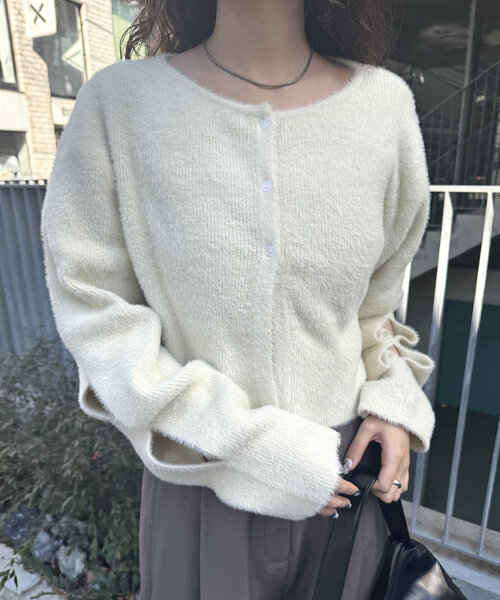 mline（エムライン）の「[mline]スリットシャギーショートカーデ（カーディガン/ボレロ・レディース・アイボリー/チャコールグレー/ベージュ/レッド/ピンク/ライトグレー・FREE）」の9枚目の写真