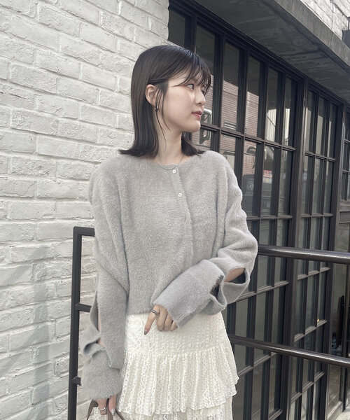 mline（エムライン）の「[mline]スリットシャギーショートカーデ（カーディガン/ボレロ・レディース・アイボリー/チャコールグレー/ベージュ/レッド/ピンク/ライトグレー・FREE）」の22枚目の写真