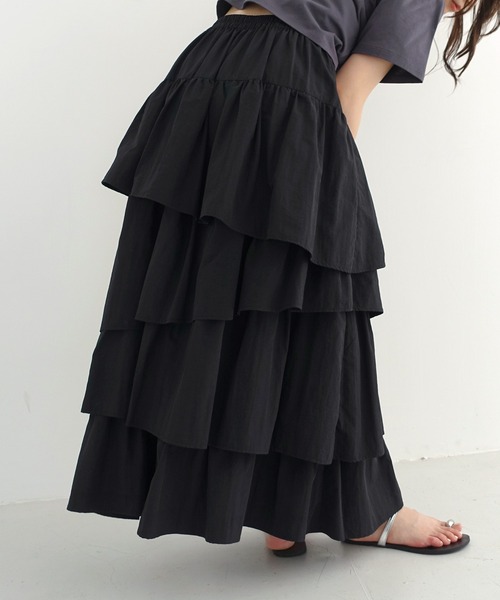 ランダムフリルティアードロングスカート（スカート）｜Freesia by