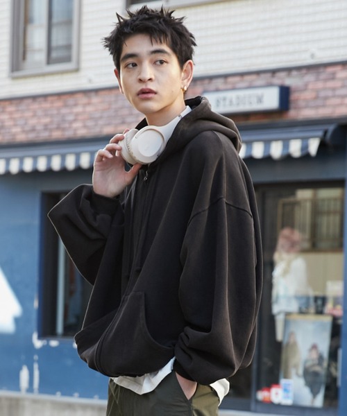 WEGO（ウィゴー）の「WEGO/ケミカルウォッシュバルーンZIPパーカー（パーカー・メンズ・ブラック・MEDIUM/LARGE）」の22枚目の写真