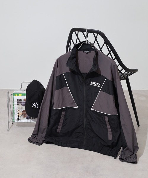 SUGGESTION（サジェッション）の「Nylon switching full zip blouson / ナイロン切り替え フルジップブルゾン unisex（ナイロンジャケット・メンズ・ワイン/ブラック/オフホワイト・M/L）」の7枚目の写真