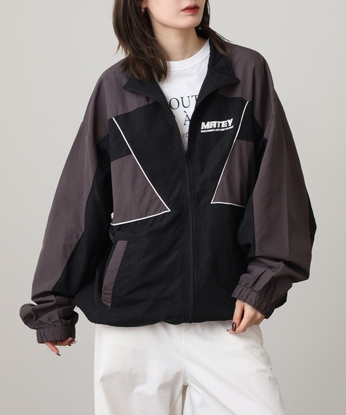 SUGGESTION（サジェッション）の「Nylon switching full zip blouson / ナイロン切り替え フルジップブルゾン unisex（ナイロンジャケット・メンズ・ワイン/ブラック/オフホワイト・M/L）」の18枚目の写真