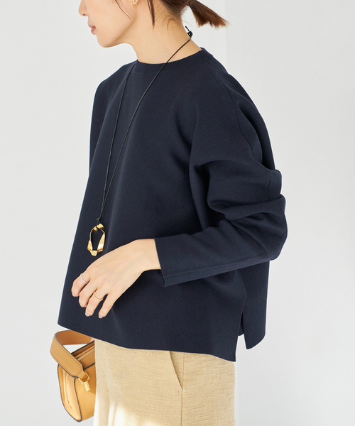 IENA（イエナ）の「ファインコットンスムースプルオーバー（ニット/セーター・レディース・チャコールグレー/ホワイト/ネイビー・FREE）」の22枚目の写真