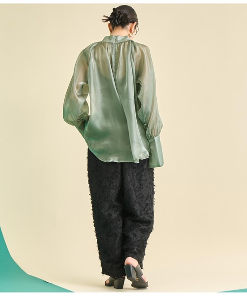Settimissimo(セッティミッシモ)の「箔 オーガンジー ハイネック ブラウス(シャツ/ブラウス・レディース・シルバー/グリーン・FREE)」の8枚目の写真