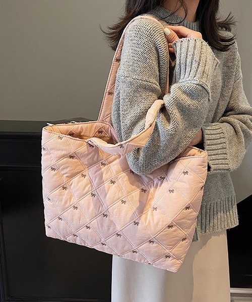 Mignonjour(ミニョンジュール)の「Mignonjour/リボンキルティングトートバッグ M2698(トートバッグ・レディース・ブラウン/ホワイト/ブラック/ピンク・FREE)」の8枚目の写真