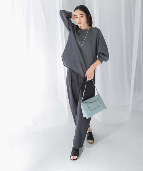 URBAN RESEARCH ROSSO WOMEN（アーバンリサーチ　ロッソ）の「2WAYギャザースリーブブラウス（シャツ/ブラウス・レディース・チャコールグレー/イエロー/ライトベージュ・FREE）」の7枚目の写真