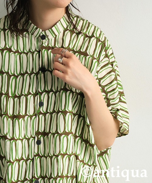 antiqua(アンティカ)の「レトロ柄シャツ(シャツ/ブラウス・レディース・ブルー/アイボリー・ONESIZE)」の7枚目の写真