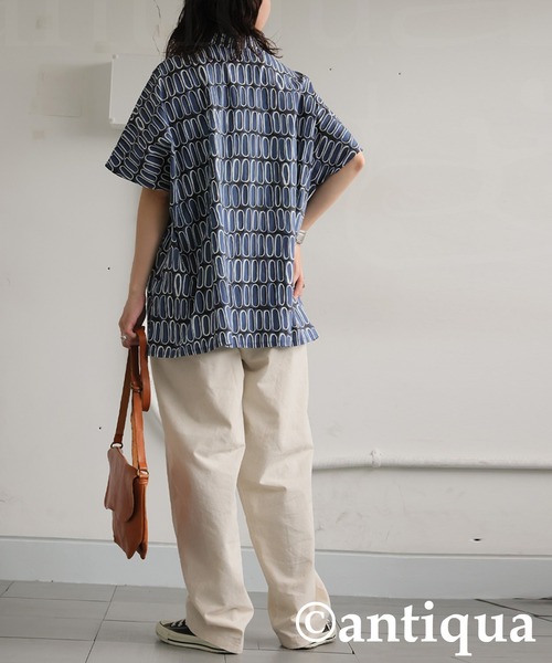 antiqua(アンティカ)の「レトロ柄シャツ(シャツ/ブラウス・レディース・ブルー/アイボリー・ONESIZE)」の20枚目の写真