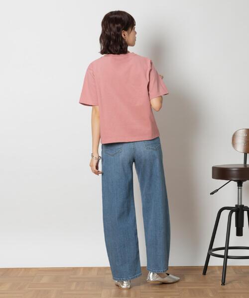 Champion(チャンピオン)の「Champion(チャンピオン)【レディース】ショート丈ロゴTシャツ(Tシャツ/カットソー・レディース・レッド/ホワイト/ベージュ・M/L/XL)」の16枚目の写真