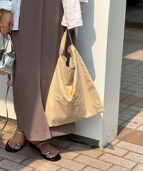 grace grace （グラスグラス）の「【grace grace/グラスグラス】グラスケリネンサブバッグ M（バックパック/リュック・レディース・ブラック系その他/ベージュ系その他・FREE）」の11枚目の写真