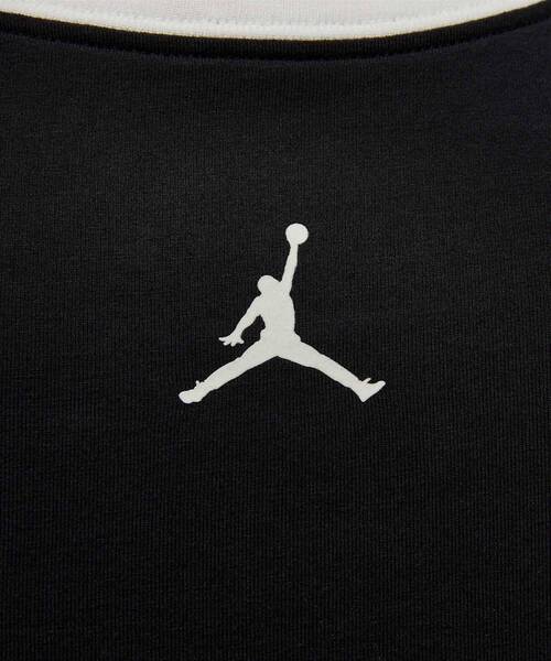 JORDAN BRAND（ジョーダンブランド）の「ジョーダン ウィメンズ クロップド グラフィック Tシャツ / Jordan Women's Cropped Graphic T-Shirt HJ0197-010 Black（Tシャツ/カットソー・レディース・ブラック・XL/XS/S/M/L）」の13枚目の写真