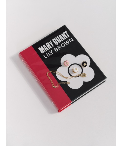 LILY BROWN（リリーブラウン）の「【LILY BROWN×MARY QUANT】デイジーモチーフカラーピアス（ネックレス・レディース・ホワイト/ピンク/ブラック・FREE）」の4枚目の写真