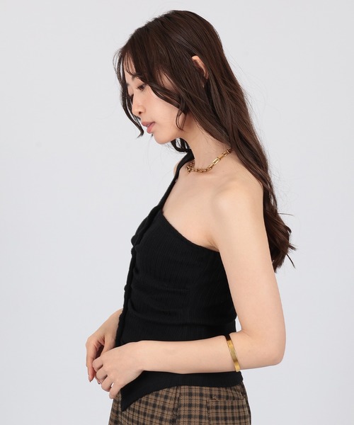 SUWDEE(スーディー)の「one shoulder rib button bustier(ベスト・レディース・ブラック/ホワイト/グレイッシュベージュ・FREE)」の12枚目の写真