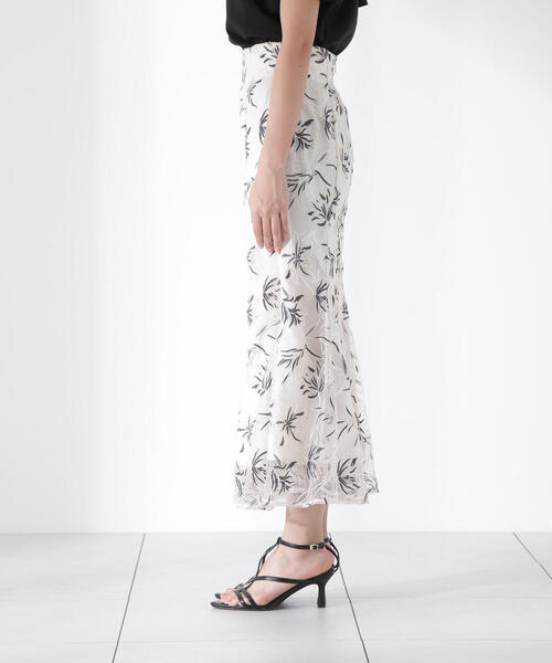 PROPORTION BODY DRESSING（プロポーションボディドレッシング）の「レースマーメイドスカート / 1215120900（スカート・レディース・ホワイト系その他/ベージュ・SMALL/MEDIUM）」の15枚目の写真