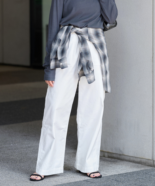 JOURNAL STANDARD relume（ジャーナルスタンダード　レリューム）の「《追加21》ワイドベイカーパンツ（カーゴパンツ・レディース・ネイビー/カーキ/ベージュ/ホワイト・38/36/34）」の9枚目の写真