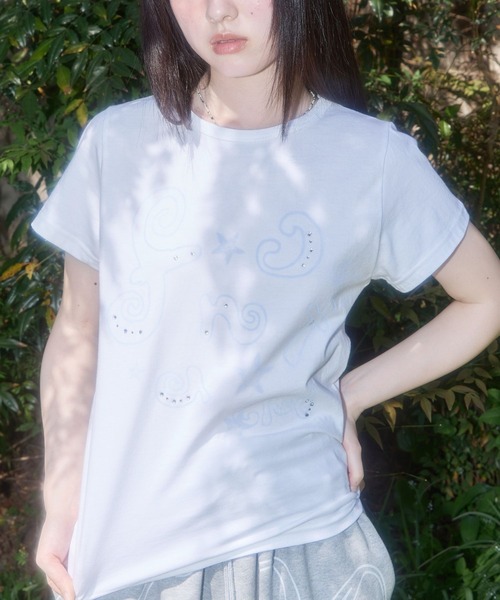 ALAND(エーランド)の「FANCY CLUB/グリッターロゴTEE(Tシャツ/カットソー・レディース・ホワイト/ブラック・FREE)」の1枚目の写真