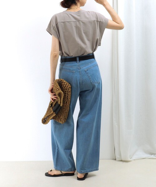 fredy couleur（フレディクルール）の「マチ付デザイン袖麻調カットT（Tシャツ/カットソー・レディース・ブラック/ブルー/ピンク/グレイッシュベージュ/オフホワイト・38）」の14枚目の写真