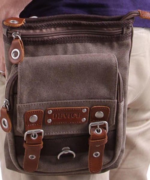 DEVICE(デバイス)の「デバイス DEVICE #DCH-30033 メガシザーケース(ボディバッグ/ウエストポーチ・メンズ・ブラック/ブラウン・FREE)」の3枚目の写真