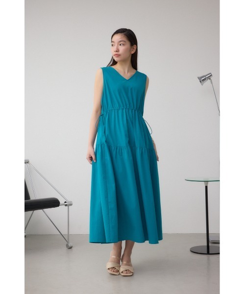 AZUL by moussy（アズールバイマウジー）の「C/T撥水ティアードドロストワンピース（ワンピース・レディース・ブルー/ブラック/ライトベージュ・SMALL/MEDIUM）」の15枚目の写真